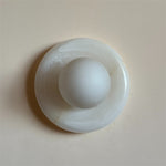 Bild in Gallery-Viewer laden, Orli White Jade Wandleuchte