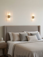 Bild in Gallery-Viewer laden, Lumora Crystal Up Down Wandleuchte – Doppel-Wandleuchte für Schlafzimmer
