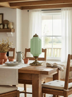 Bild in Gallery-Viewer laden, Eloise Scallop Glasschirm Vintage-inspirierte Tischlampe für Schlafzimmer und Wohnzimmer Akzentbeleuchtung