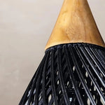 Bild in Gallery-Viewer laden, Handgefertigte Rattan Wandteppich-Pendelleuchte