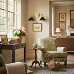 Cargar imagen en el visor de la Galería, Aplique doble de metal negro Conique con pantallas cónicas - Aplique industrial de pared para espejo