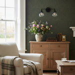 Charger l'image dans la visionneuse de galerie, Applique murale géométrique linéaire Lumio Globe – Luminaire moderne pour salle de bain, idéal pour les zones miroir et lavabo