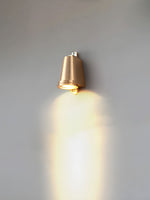 Cargar imagen en el visor de la Galería, Aplique industrial de exterior – Aplique impermeable con forma de campanilla