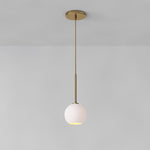 Cargar imagen en el visor de la Galería, Lámpara colgante Selvion con forma de globo de cristal - Estilo contemporáneo de bola de cristal