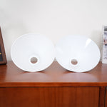 Cargar imagen en el visor de la Galería, Lámpara colgante Lumos de barra de latón con dos cabezales: iluminación arquitectónica moderna para isla de cocina