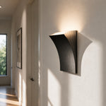 Bild in Gallery-Viewer laden, Curved LED Wall Sconce 6
