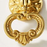 Cargar imagen en el visor de la Galería, Close detail of the sculpted brass ring