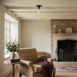 Bild in Gallery-Viewer laden, Glorica Glas Industrieller Metallrahmen Wandlampe – Minimalistische große Glühbirnen-Wandlampe für Wohnzimmer