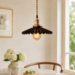 Cargar imagen en el visor de la Galería, Pleated Ceramic Pendant Light scene image