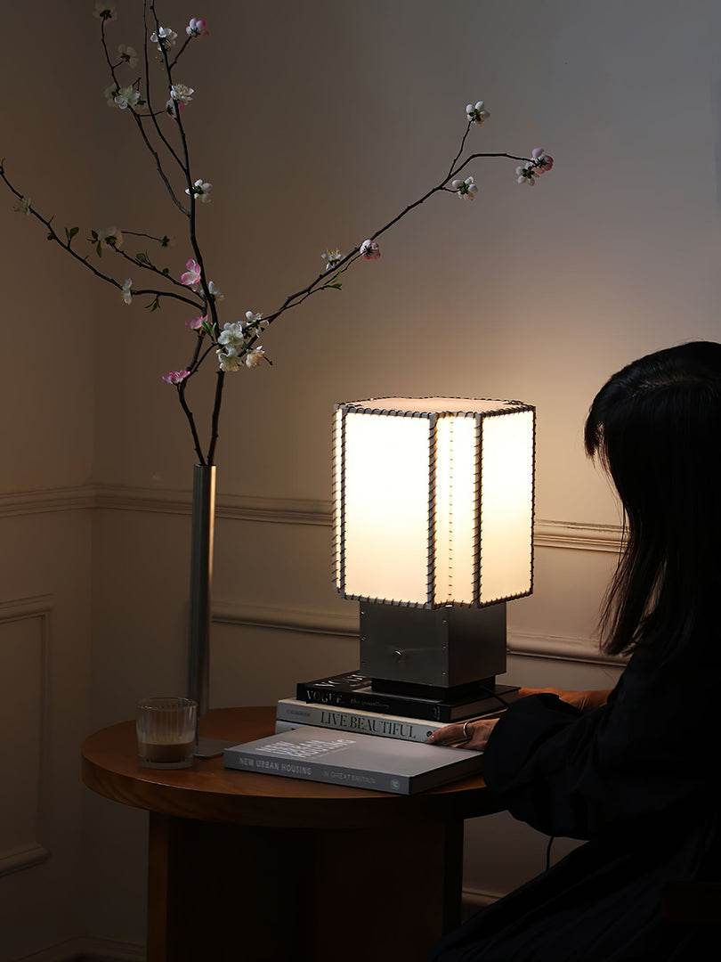 Lampe de table Tanu Stitch