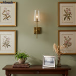 Cargar imagen en el visor de la Galería, Aplique de vidrio transparente Derlina: elegante aplique para tocador individual o triple