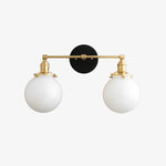 Charger l'image dans la visionneuse de galerie, Applique murale géométrique linéaire Lumio Globe – Luminaire moderne pour salle de bain, idéal pour les zones miroir et lavabo