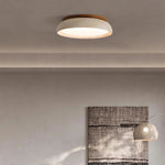 Cargar imagen en el visor de la Galería, Lámpara de techo de travertino escultural Travira: luz ambiental suave para el dormitorio, la sala de estar o la entrada.