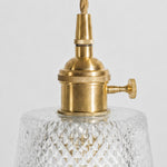 Cargar imagen en el visor de la Galería, antique brass E27 socket and side screw close-up