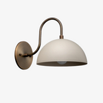 Cargar imagen en el visor de la Galería, Aplique de pared industrial de metal Curva - Brazo curvo de latón - Luminaria de cúpula martillada