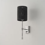 Charger l'image dans la visionneuse de galerie, Applique murale Atticus avec abat-jour en tissu - Lampe murale moderne en laiton pour chambre et couloir