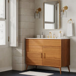 Charger l'image dans la visionneuse de galerie, Applique minimaliste Hanton – Applique vintage en verre laiteux et accents métalliques