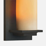 Charger l'image dans la visionneuse de galerie, Jade shade and black iron shelf detail