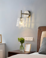 Bild in Gallery-Viewer laden, Bravira Modern Glass Wall Lamp – Minimalistische Wandleuchte für Schlafzimmer, Flur & Schminktisch