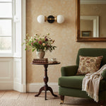 Bild in Gallery-Viewer laden, Lumio Globe Modern Geometric Wandlampe – Elegante Art Deco Schminkleuchte für Powder Room oder Flur