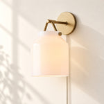 Bild in Gallery-Viewer laden, Hanton Modern Minimalist Nordic Plug-In Wall Sconce for Bathroom and Hallway