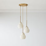 Cargar imagen en el visor de la Galería, Lámpara de araña Rivrona con pantalla esférica texturizada — Lámpara colgante contemporánea de 3 luces para interiores del hogar