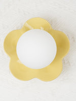 Bild in Gallery-Viewer laden, Rivolence Blütenblatt-inspirierte skulpturale Wandleuchte für Wohnzimmer & Schlafzimmer