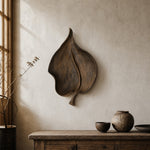 Cargar imagen en el visor de la Galería, Small leaf wall decor above a rustic wood console
