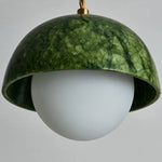 Bild in Gallery-Viewer laden, Close view of the natural green jade dome shade