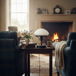 Bild in Gallery-Viewer laden, Ornato Luxe Skulpturale Geometrische Tischlampe – Art Deco Akzent für Schlafzimmer & Wohnzimmer