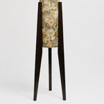 Bild in Gallery-Viewer laden, Close-up of dark solid wood tripod legs and central floor lamp stem
