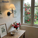 Cargar imagen en el visor de la Galería, Aplique de pared Capirise con pantalla plisada - Lámpara de dormitorio de tela festoneada