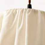 Bild in Gallery-Viewer laden, Close view of the gathered ivory fabric shade texture