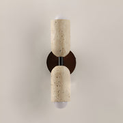 Luz de pared LED de travertino y madera Merrill