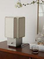 Charger l'image dans la visionneuse de galerie, Lampe de table Tanu Stitch
