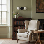 Bild in Gallery-Viewer laden, Lumio Globe Modern Geometric Wandlampe – Elegante Art Deco Schminkleuchte für Powder Room oder Flur