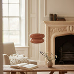 Cargar imagen en el visor de la Galería, Lámpara colgante Coloria Soft-Glow de cristal opalino: una lámpara colgante contemporánea para la sala de estar.