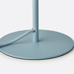 Cargar imagen en el visor de la Galería, Lámpara de mesa Clinco con diseño escultórico moderno en forma de seta: ideal para el salón o el dormitorio.