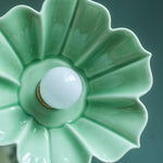 Cargar imagen en el visor de la Galería, Lámpara colgante vintage de cerámica celadón con forma de loto
