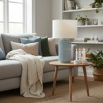 Bild in Gallery-Viewer laden, Ceruna Minimalistische Keramik-Tischlampe - Keramikfuß mit einem Lampenschirm aus Leinen