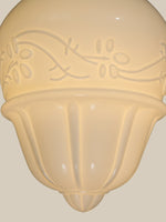 Charger l'image dans la visionneuse de galerie, Plafonnier fixe Art Déco en verre laiteux à boutons floraux