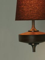 Cargar imagen en el visor de la Galería, Aplique de pared Rowan Retro con pantalla de tela: iluminación clásica de tela para el dormitorio
