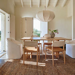 Cargar imagen en el visor de la Galería, Lámpara colgante Alvian con pantalla de lino texturizado: una luminaria colgante moderna y minimalista para comedores y salas de estar.