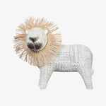 Cargar imagen en el visor de la Galería, Style Lion handmade resin lion ornament with woven mane