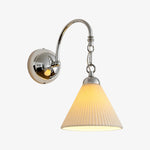 Cargar imagen en el visor de la Galería, Cazelle French Style Floral Wall Lamp – Artistic Retro Sconce for Background Lighting