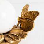 Charger l'image dans la visionneuse de galerie, Round Globe Perched Motif Brass Resin Table Lamp