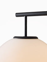 Bild in Gallery-Viewer laden, Ulvara Glas-Kugel Linear Cluster Deckenlampe – Zeitgenössischer Stil für Wohnraum & Kücheninsel