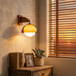 Charger l'image dans la visionneuse de galerie, Applique murale Sunset Vintage Modern – Lampe à double abat-jour de la série Sunset avec base texturée en bois