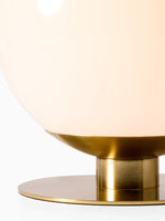 Cargar imagen en el visor de la Galería, Lámpara de mesa con globo de cristal Rivolence: elegante y moderna lámpara de noche de cristal