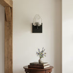 Cargar imagen en el visor de la Galería, Aplique de pared Tierlux Glass Art Deco Globe – Lámpara de metal y cristal para salón o baño